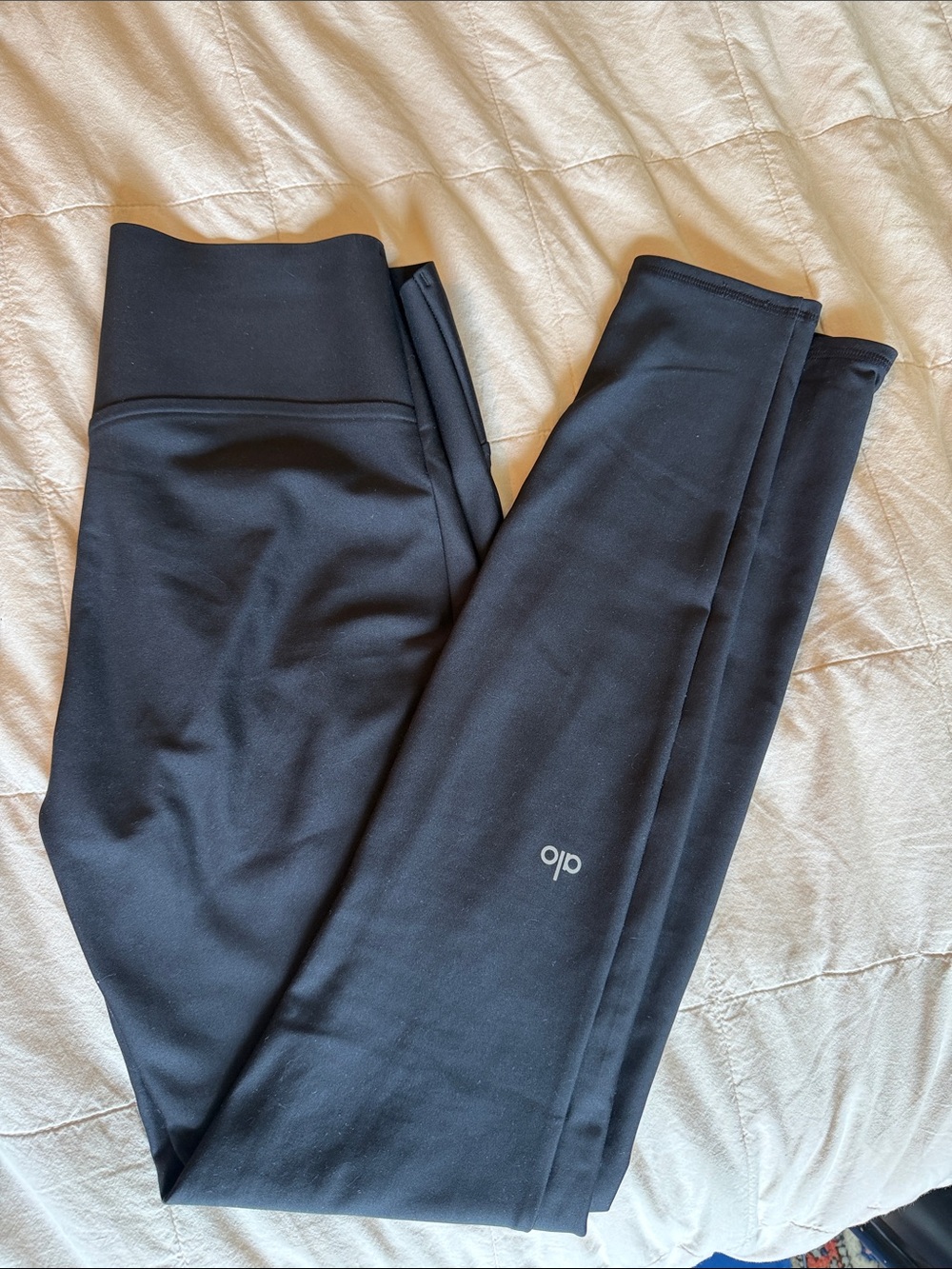 ALO airlift high waist sleek Black Performance Leggings size Large